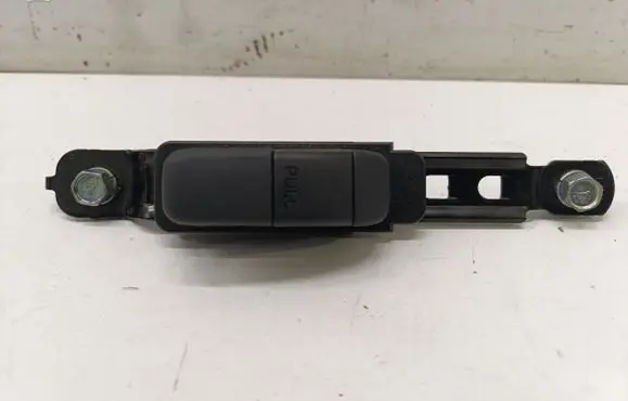 Nissan Juke II F16 Seat belt adjustment rail 