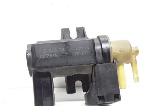 Volvo XC60 Turbo solenoid valve 30774761 70232500
