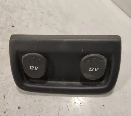 Renault Scenic II - Grand scenic II Cigarette lighter 8200232589