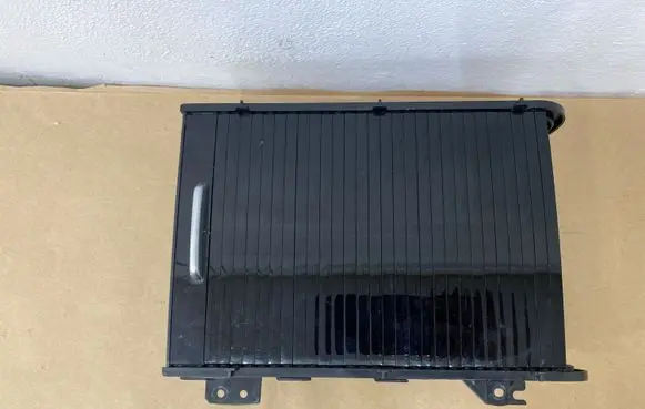 Land Rover Range Rover Evoque L538 Cup holder BJ32600D00CB