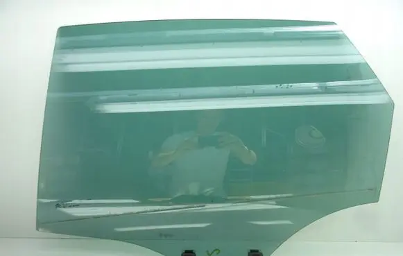 Citroen C4 II Rear door window glass