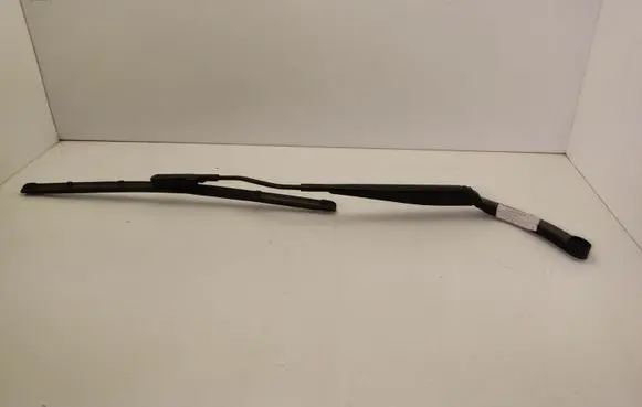 Ford Mustang VI Front wiper blade arm FR3B17B589AA