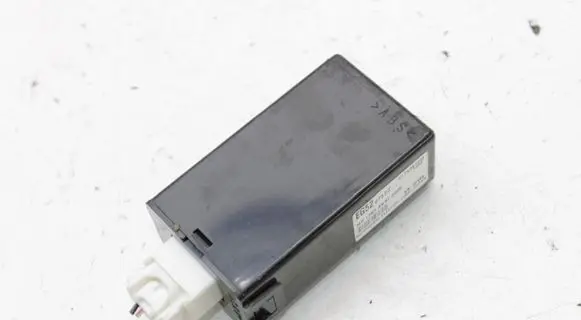 Mazda CX-7 Door central lock control unit/module EG52675DZ