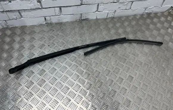 Audi A8 S8 D4 4H Front wiper blade arm 3392125892