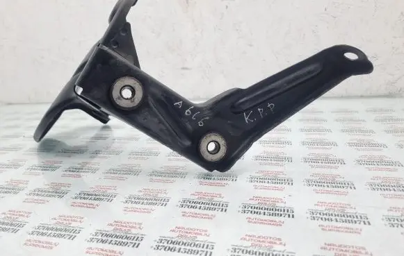 Audi A6 S6 C6 4F Intercooler pipe mounting bracket 4F0145813F