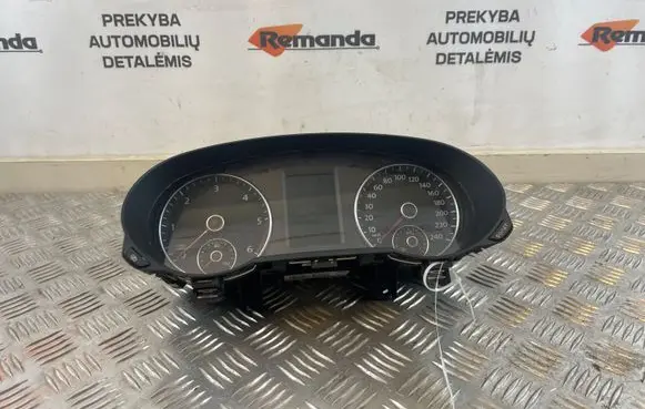 Volkswagen Sharan Speedometer (instrument cluster) 7N0920870A DD0240 1119016189
