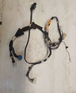 Toyota Corolla Verso E121 Front door wiring loom 82152-13161