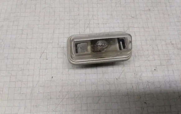 Toyota Avensis T250 Number plate light 001479