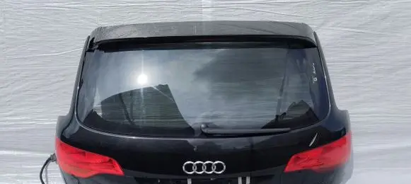 Audi Q7 4L Tailgate/trunk/boot lid