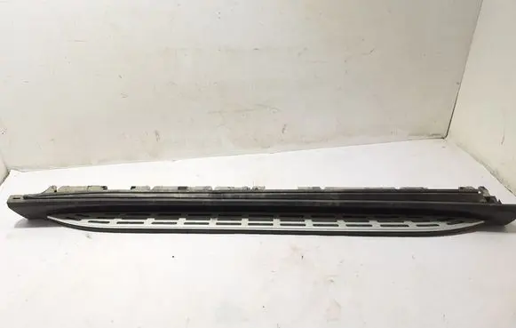 Mercedes-Benz GLS X167 Sill A1676903001