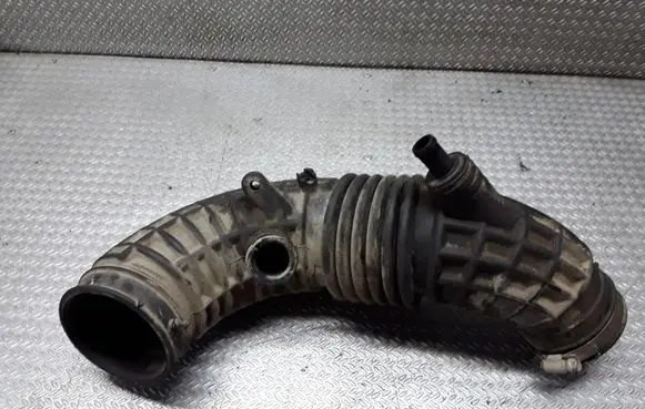 Nissan Navara D40 Air intake duct part