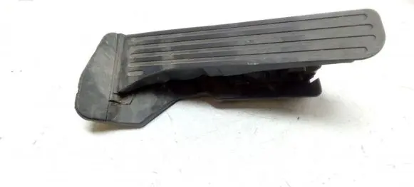 Audi A3 S3 8P Accelerator throttle pedal 1K2721503M