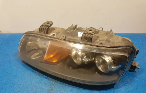 Fiat Punto (188) Headlight/headlamp