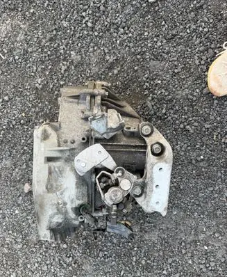 Opel Insignia A Manual 6 speed gearbox 55583502