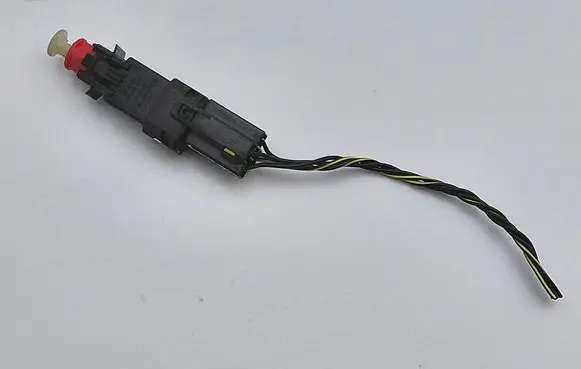 Opel Corsa C Brake pedal sensor switch 90460325