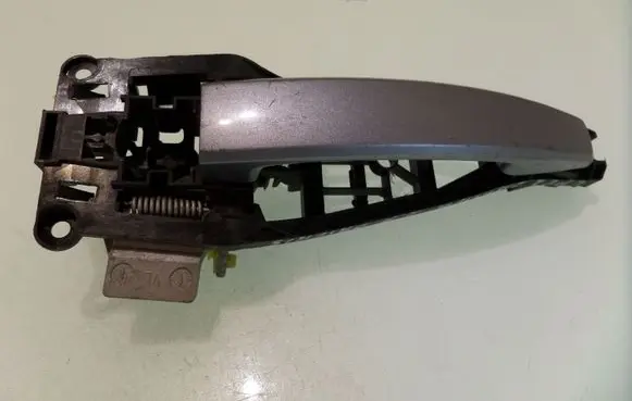 Opel Zafira B Front door exterior handle 24463523