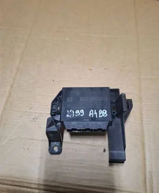 Audi A4 S4 B8 8K Parking PDC control unit/module 8K0919475B