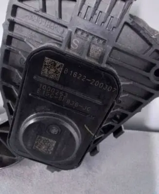 Ford Edge II Accelerator throttle pedal E1GC9F836JC 1000263