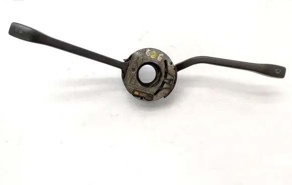 Volkswagen Polo II 86C 2F Wiper turn signal indicator stalk/switch