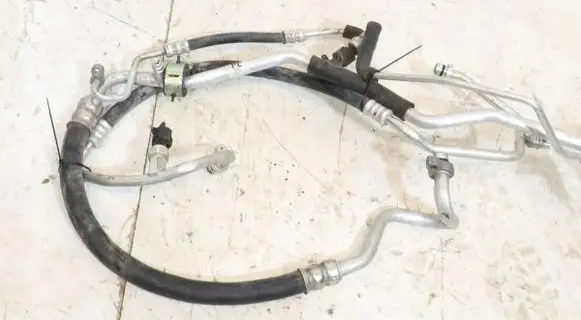 Mazda 3 Air conditioning (A/C) pipe/hose R-134A