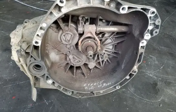 Renault Espace III Manual 5 speed gearbox 8200017300 PKCM PK1