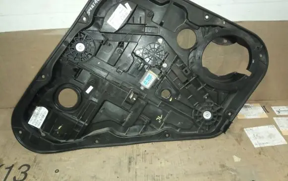 KIA Sportage Rear door window regulator with motor 83470F1010