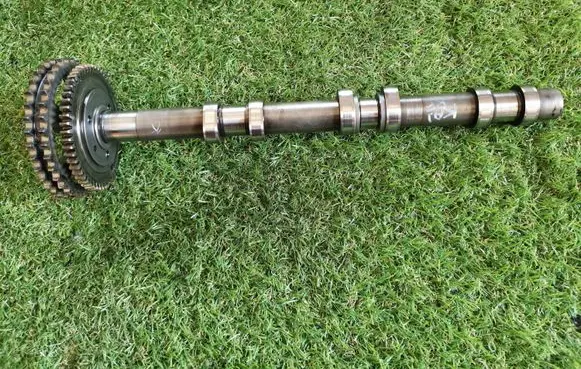 Mercedes-Benz ML W164 Camshaft MBTR64226W NA30030965 A6420520001