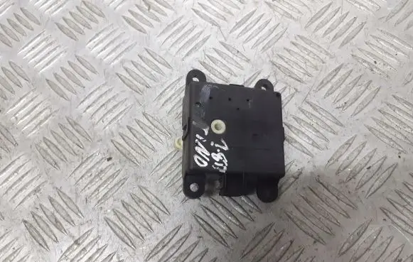 Nissan Almera Tino Central body control module 3C27030850
