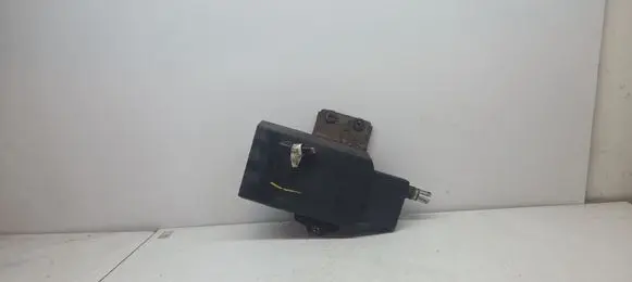 Chevrolet Captiva Hand brake control module 20951996