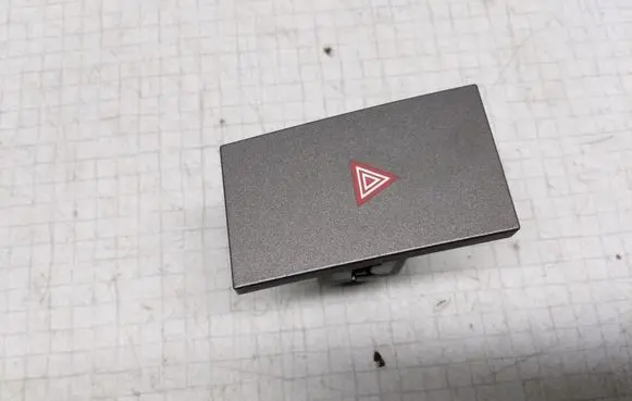 Opel Vectra C Hazard light switch 24441250