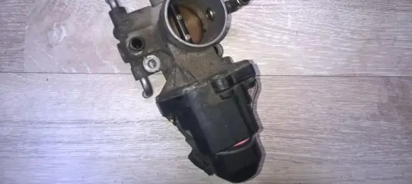 Toyota Prius (XW20) Throttle valve 8945230150 89452-30150