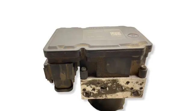 Ford Focus ABS Pump BV612C405AF