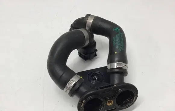 BMW X3 G01 Engine coolant pipe/hose 8780519