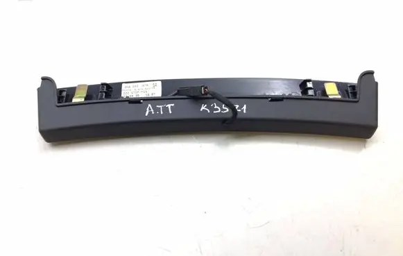 Audi TT Mk1 Third/center stoplight 8N8945097A K3571