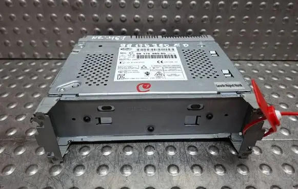 Citroen C3 Radio/CD/DVD/GPS head unit S26312461 9817698080
