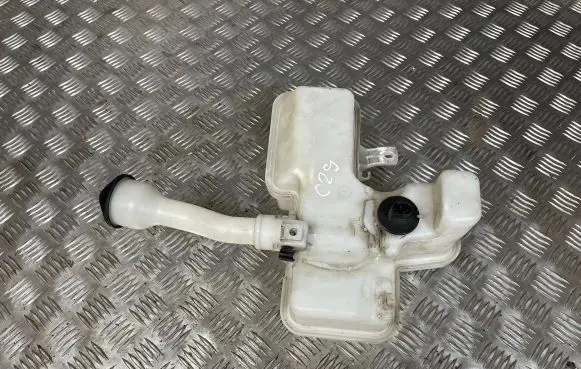 BMW i3 Windshield washer fluid reservoir/tank 7304020