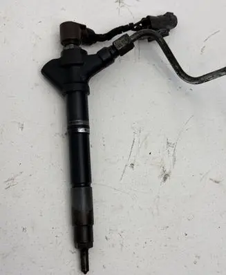 Toyota Corolla Verso AR10 Fuel injector 2367026020