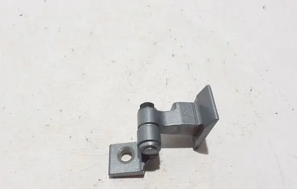 BMW 1 F40 Rear door upper hinge 7284546