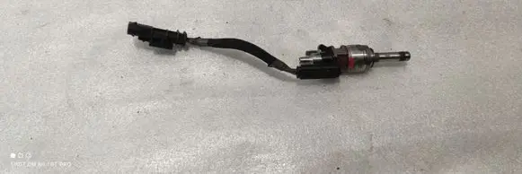 Fuel injector