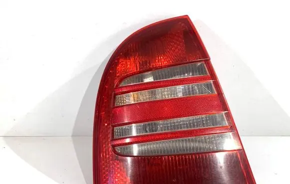 Skoda Superb B5 (3U) Rear/tail lights 3U5945095