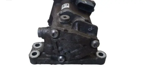 BMW X1 F48 F49 Oil pump 24008617804
