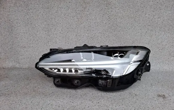 Volvo S90, V90 Headlight/headlamp 32228676