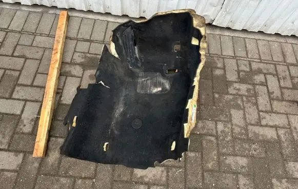 BMW 2 F22 F23 Front floor carpet liner 7272637 727263714