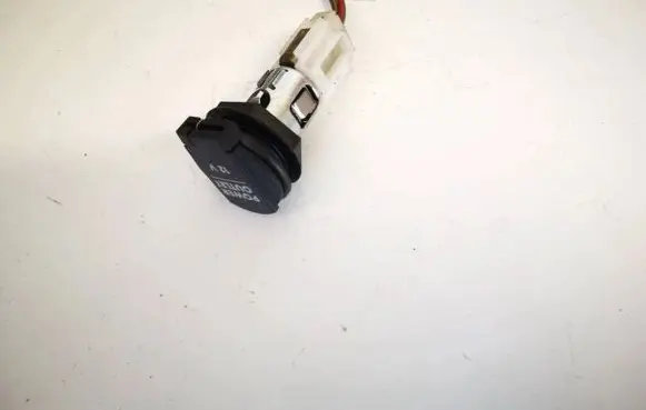 Volkswagen PASSAT B5.5 Cigarette lighter 