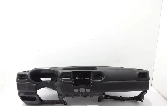 Renault Master III Dashboard 682000855R