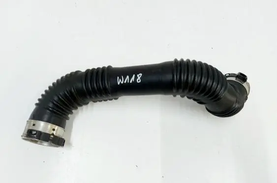 Mercedes-Benz CLA C118 X118 Intercooler hose/pipe A2475200101