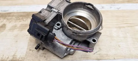 Skoda Octavia Mk2 (1Z) Throttle valve 03G128063C A2C53099815