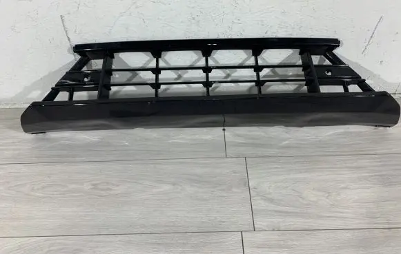 Volvo XC60 Front bumper lower grill 32234959