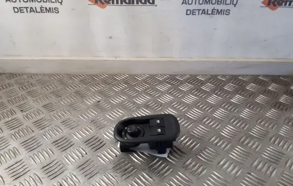 Electric window control switch
