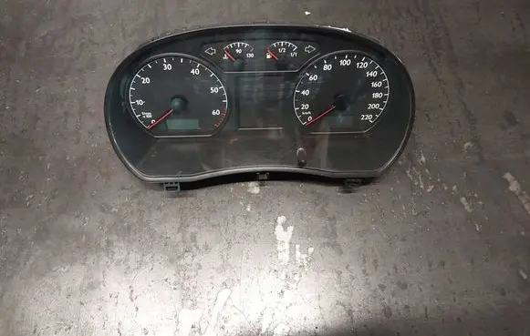 Speedometer (instrument cluster)